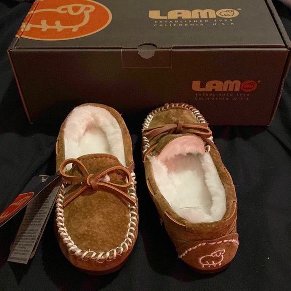 LAMO SHEEPSKIN GIRL/BOY MOCCASINS - Picture 3 of 3